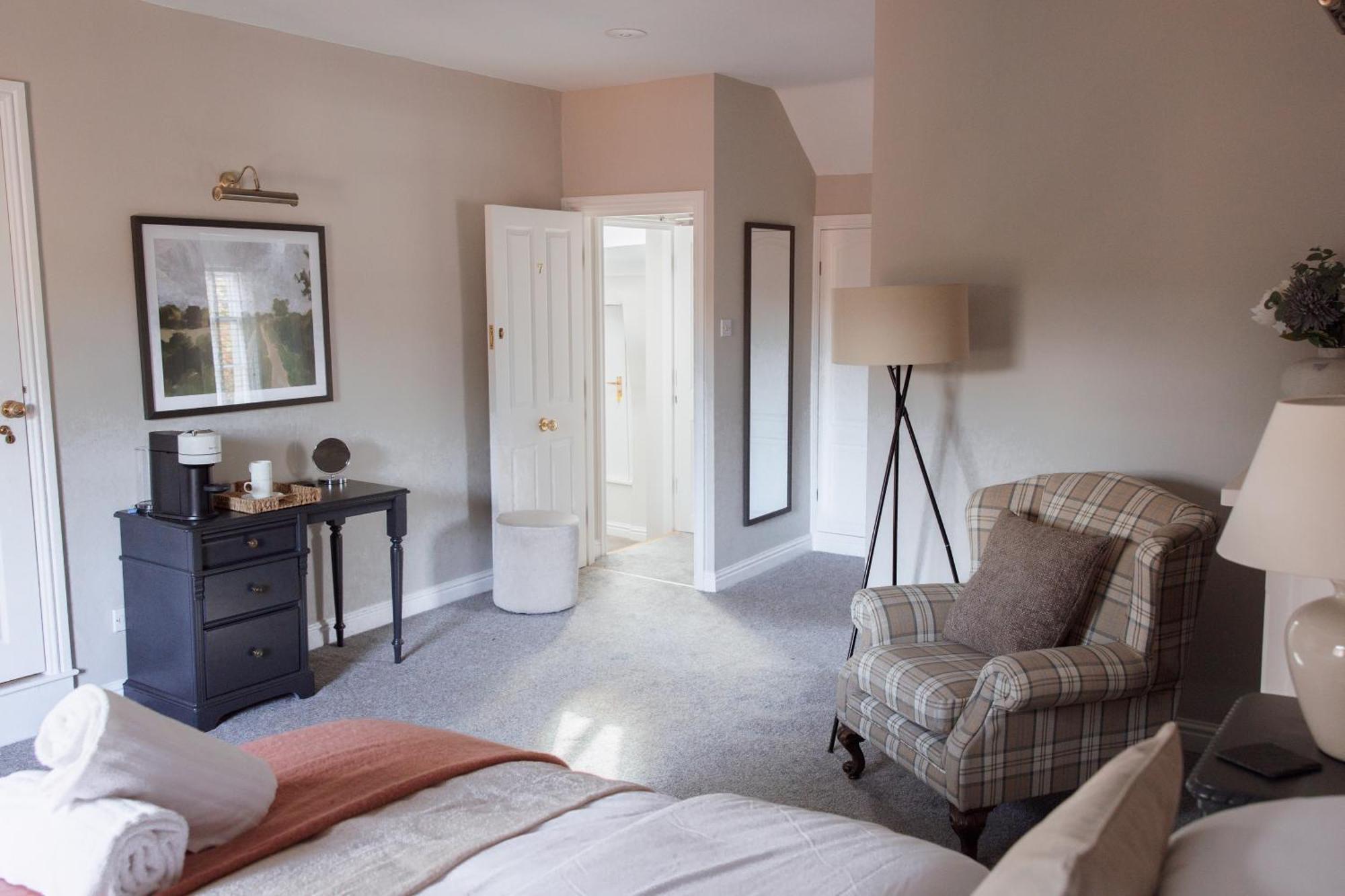 The Raven Hotel At Much Wenlock By Purestay 외부 사진