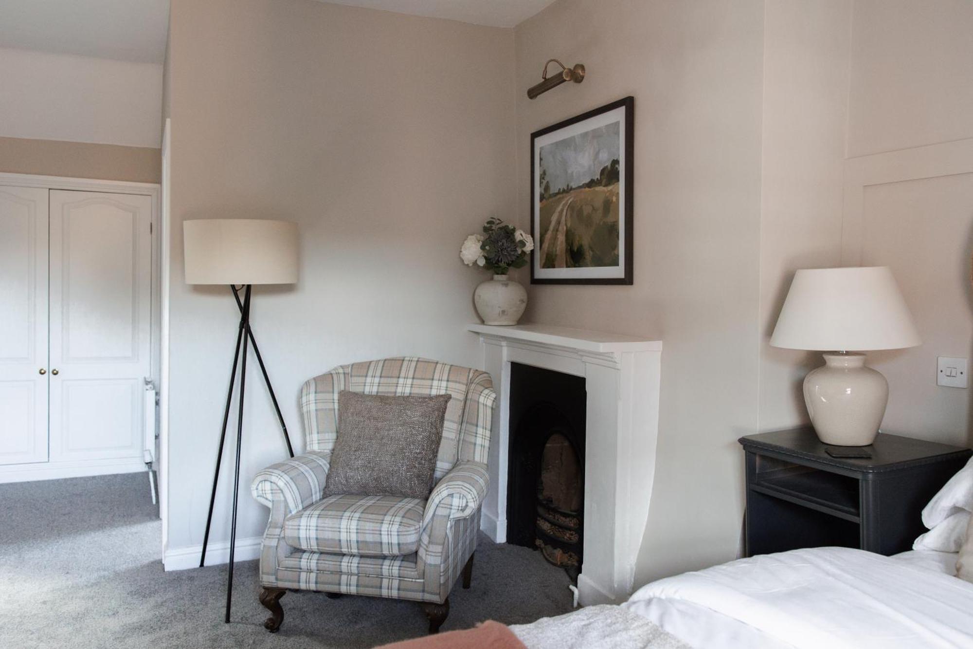 The Raven Hotel At Much Wenlock By Purestay 외부 사진